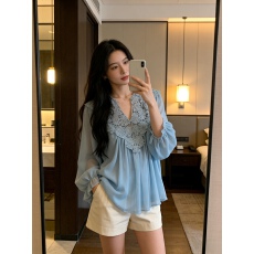 批发实拍 蓝色雪纺衬衫女2026新款法式上衣V领小衫镂空小众衬衣女