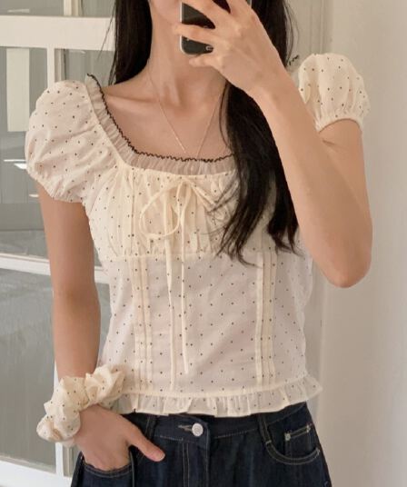 여름 달콤한 메쉬 레이스 스티칭 광장 칼라 웨이브 포인트 작은 셔츠 여자 달콤하고 매운 바람 활 슬림 퍼프 슬리브 맨위
