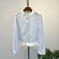 批发韩版减龄蓝色条纹<b class='q'>衬衫</b>女2026春季宽松圆领长袖百搭蝴蝶结刺绣上衣