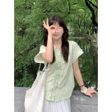 批发日系木耳边绿色短袖衬衫女夏季新款设计感条纹<b class='q'>泡泡袖</b>薄款衬衣<b class='q'>上衣</b>