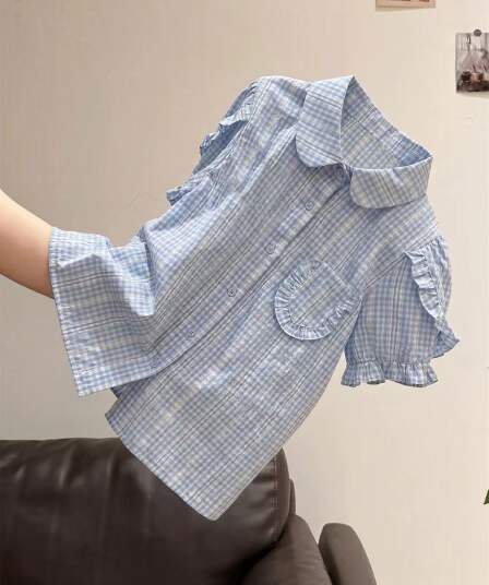 여름 디자인 센스 작은 대중 프릴 체크무늬 여성 셔츠 프랑스식 레트로 달콤함 거품 소매 고유 한 작은 셔츠 맨위