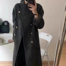 批发简约深灰色毛呢外套女冬季2025新款时尚双排扣过膝中长款呢子大衣