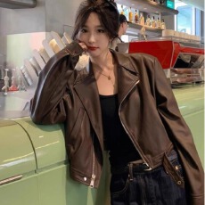 批发短款皮衣外套<b class='q'>女</b>春秋时尚显瘦皮衣气质翻领小个子PU皮显瘦百搭<b class='q'>夹克</b>
