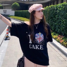 批发【官图 】220克40支1×1酷丝棉 设计感露肩女辣妹印花斜肩T恤