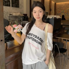 批发官图 220克40支1×1酷丝棉 设计感露肩女辣妹印花斜肩T恤