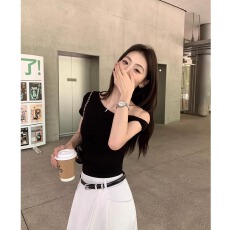 批发40支1*1纯棉 辣妹性感短袖露肩T恤<b class='q'>女装</b>夏季设计感斜肩短款上衣