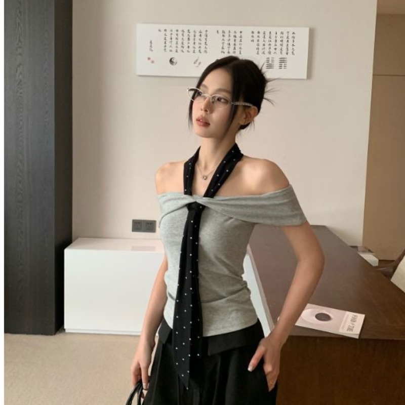 원본 것 회색 오프숄더 반팔 티셔츠 여성 여름 몸매 가꾸기 슬림해 보이는 한 부서 품격 오프숄더 맨위