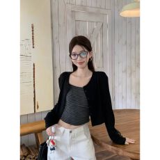 批发【随心裁】条纹<b class='q'>吊带</b><b class='q'>背心</b>辣妹套装女秋季短款开衫长袖上衣两件套
