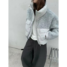 批发羊羔毛拼接羽绒服女<b class='q'>欧洲站</b>2025年冬季<b class='q'>新款</b>韩版休闲立领白鸭绒外套