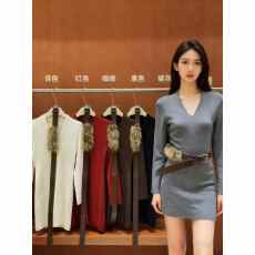 批发韩系气质V领针织<b class='q'>连衣裙</b>女2025秋季新款时尚收腰显瘦御姐长袖短裙