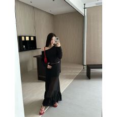 批发法式波西米亚风一字领长袖上衣女2026春季韩版气质网纱半身裙套装