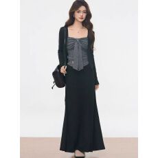 批发早春穿搭套装<b class='q'>女</b>韩系撞色条纹抹胸吊带上衣针织<b class='q'>开衫</b>鱼尾长裙<b class='q'>三件</b>套