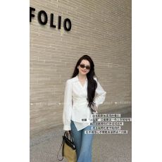 批发法式衬衫女款2026新款白色不规则上衣<b class='q'>春</b>季收腰高级设计感小众衬衣
