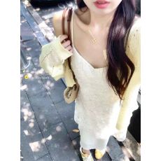 批发法式气质温柔风<b class='q'>蕾丝</b>V领吊带连衣裙外披两件套