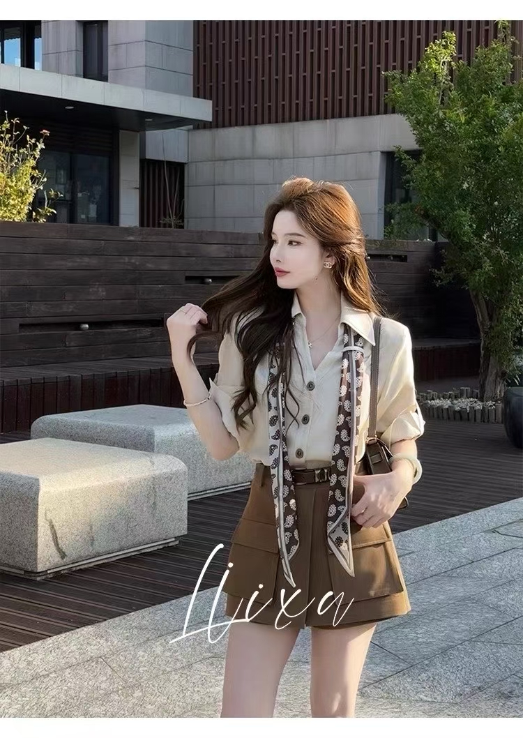 여름 새로운 디자인 센스 폴로 칼라 셔츠 코디 하이웨이스트 워크웨어 반바지 세트