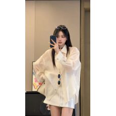 批发高级感polo领单排扣长袖防晒衬衫2026夏季新款<b class='q'>背心</b>半身裙三件套
