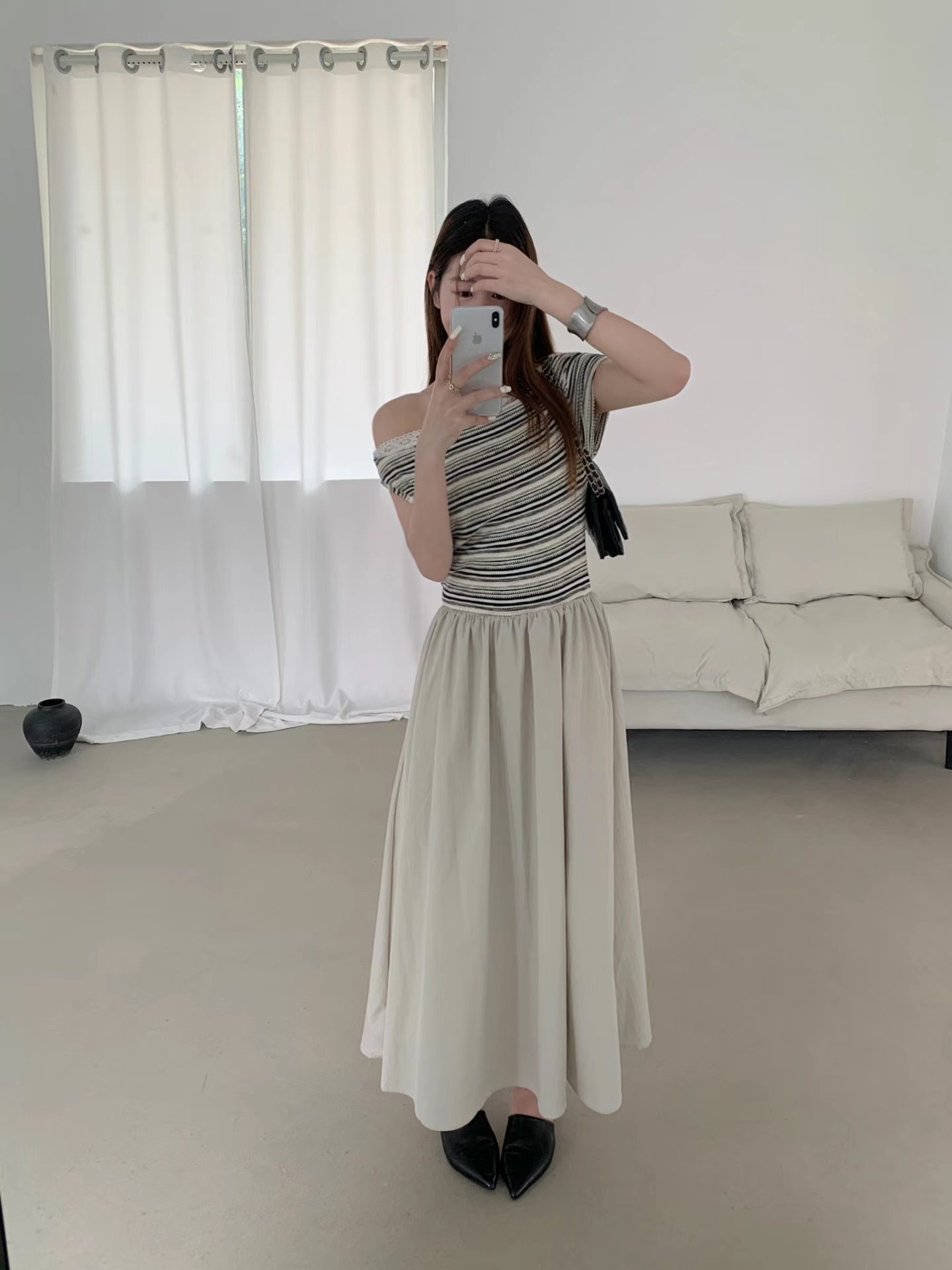 미니멀리즘 스트라이프 패치워크 비스듬한 어깨 荡荡 칼라 페이크 레이어드 여성 드레스 여름 새로운 루즈핏 캐주얼 롱 스커트