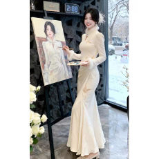 批发白羽玲珑高级感新中式抓毛绒加厚提花连衣裙气质国风鱼尾旗袍