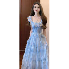 批发蓝色长款雪纺印花小飞袖吊带<b class='q'>连衣裙</b>夏季法式甜美显瘦<b class='q'>连衣裙</b>