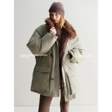 批发Mogas秋冬巨献 进口95波兰白鸭绒可拆毛领微皱纸感立领派克<b class='q'>羽绒服</b>