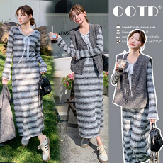 批发春季韩系背心条纹裙春秋新款独特绝美盐系减龄孕妇长裙两件套