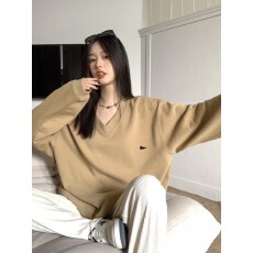 批发慵懒风oversize套头V领卫衣女秋季2025新款宽松小众秋冬长袖上衣