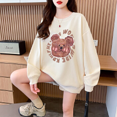 2025秋季新款韩系卡通小熊圆领套头卫衣女设计感小众中长款上衣服