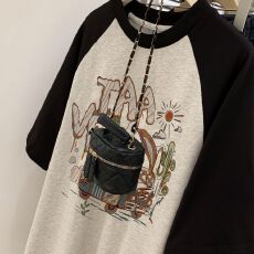 批发双色<b class='q'>衣服</b>拼色卡通插肩t恤短袖女夏季韩系设计感小众上衣