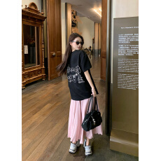 甜酷黑色涂鸦印花短袖T恤女夏季韩系chic设计感宽松休闲圆领上衣