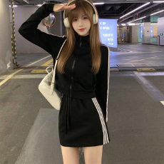 批发运动套装女春秋立领拉链短外套高腰半身<b class='q'>短裙</b>侧边<b class='q'>条纹</b>休闲两件套