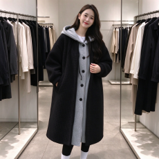 批发2026年黑色连帽大衣女长款过膝韩系秋冬加厚宽松保暖羊羔毛外套