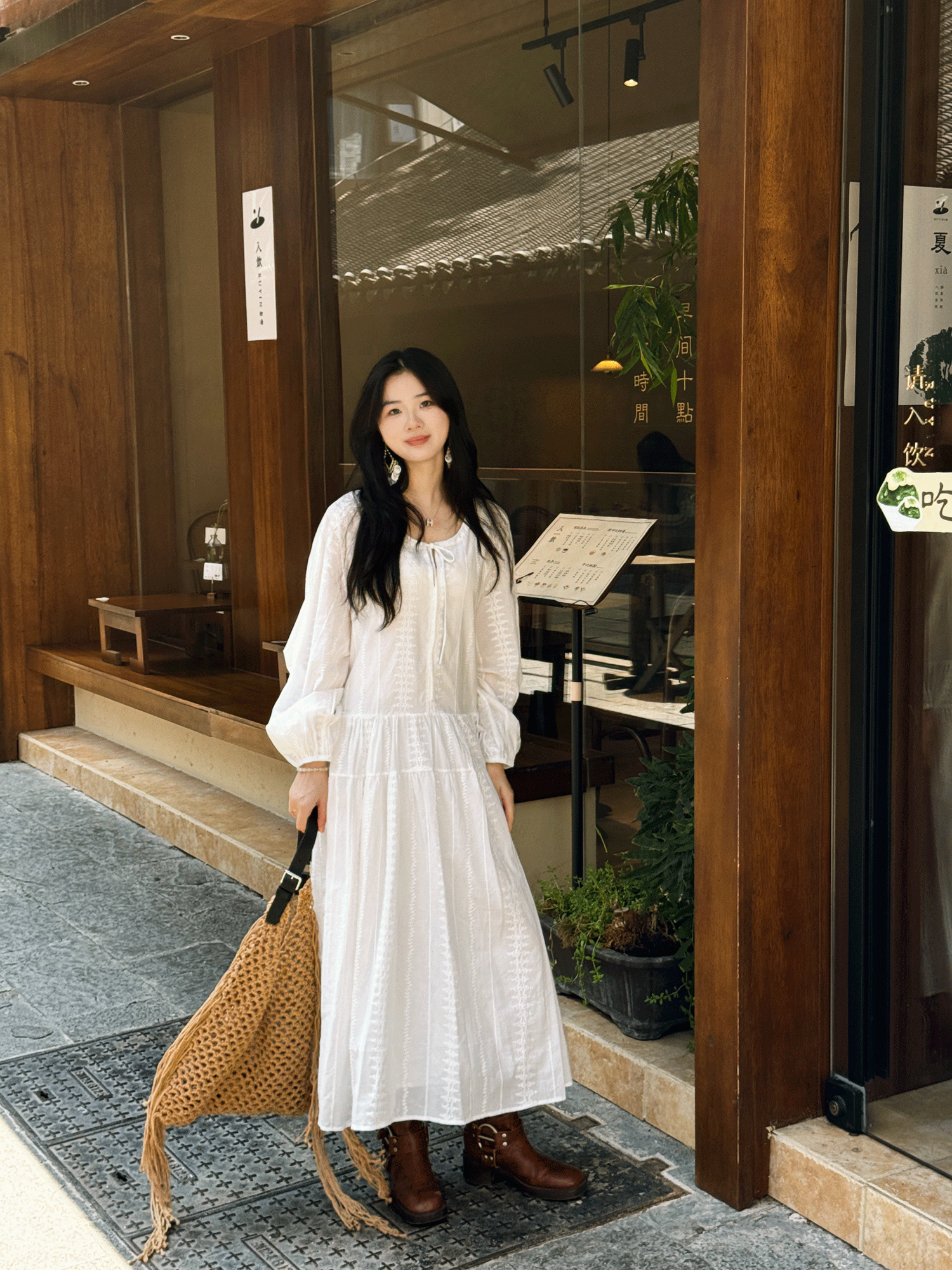 실사 지금 하얀 달빛 긴팔 순면 자수 루즈핏 요정 점프 슈트 치마 세트 높은 품질 에디션