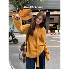 宋正恩红色宽松v领毛衣女秋冬新款针织衫外套高级慵懒风长袖上衣