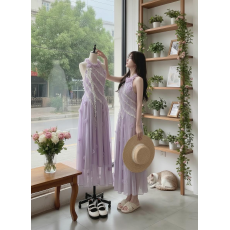 批发Acaine2026新款夏季鸢尾花颂 温柔气质立体花挂脖连衣裙