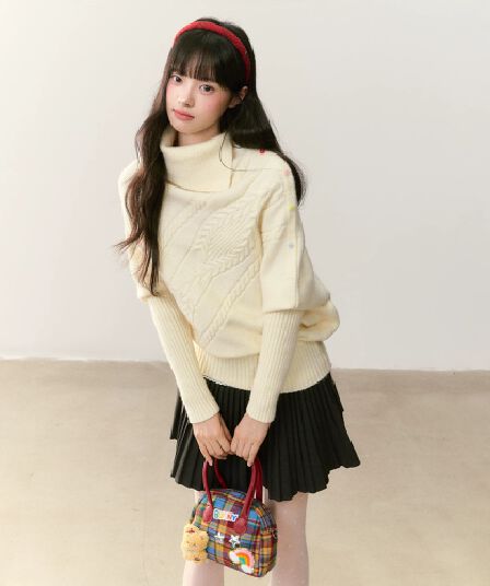 umoumo 우 버섯 베이지 색 트위스트 꽃 루즈핏 맨위 폐회 밑단 비대칭 폴로 칼라 색상 버클 망토 스웨터