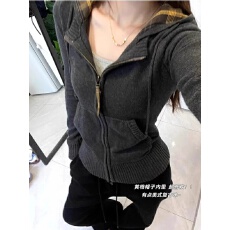 批发黑色美式复古感拉链连帽短款修身学生针织毛衣<b class='q'>开衫外套</b>女大童上衣
