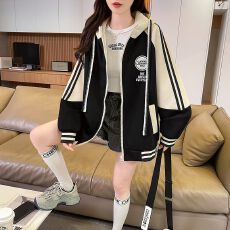 批发实拍 华棉复合牛奶丝棒球服2026年新款<b class='q'>卫衣</b>女连帽纽扣抽绳上衣