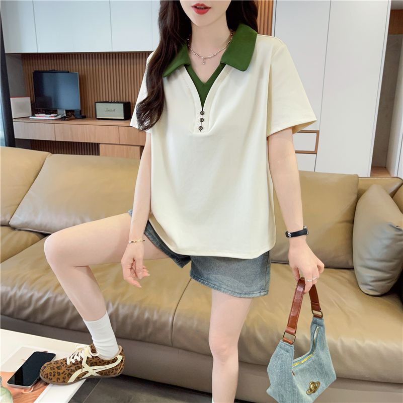 실사 POLO 칼라 패치워크 반팔 티셔츠 여성 2026 년 새로운 자수 삽입 색상 작은 장식 맨위