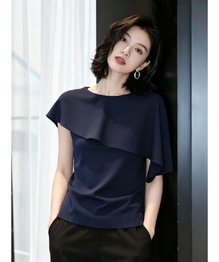 프랑스식 디자인 센스 빛 요리 한 바람 진한 파란색 프릴 라운드 넥 여성 셔츠 여름 고급 센스 몸매 가꾸기 슬림해 보이는 맨위