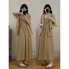 批发实拍~大码女装2026夏季新款短袖薄款<b class='q'>西装外套</b>吊带连衣裙两件套