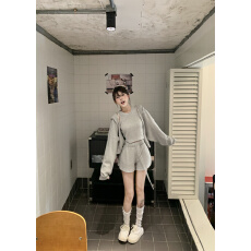 批发实拍实价~春季新款连帽休闲开衫背心短裤时尚套装