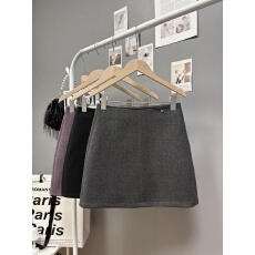 批发实拍 秋冬新款2025极简风韩系百搭香芋紫<b class='q'>半身裙</b>高腰显瘦毛呢<b class='q'>短裙</b>