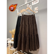 批发实拍 秋冬新款2025加绒加厚韩系小碎花半身裙<b class='q'>百搭</b>a字丝绒蛋糕裙