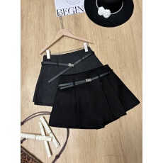 批发实拍 秋冬新款2025优质版呢子半身裙防走光<b class='q'>裤裙</b>百搭显瘦a字<b class='q'>短</b>裙