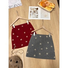 批发实拍 <b class='q'>秋</b>冬新款韩系圣诞穿搭甜心少女蝴蝶结刺绣半身裙毛呢a字短裙