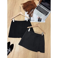 批发实拍 <b class='q'>秋</b>冬新款2025毛呢半身裙女侧开叉简约纯色百搭显瘦a字裤裙