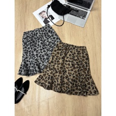 批发实拍 <b class='q'>秋</b>冬新款韩版加绒加厚仿羊羔毛豹纹半身裙荷叶边鱼尾五分裙