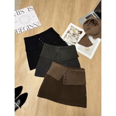 批发实拍 <b class='q'>秋</b>冬新款韩版百搭设计感针织拼接假两件毛呢半身裙休闲短裙