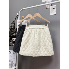 批发实拍 2025秋冬新款韩系百搭简约夹棉加厚保暖<b class='q'>半身裙</b>休闲a<b class='q'>字</b>短<b class='q'>裙</b>