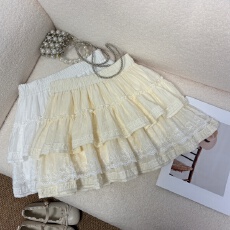 批发实拍 春季新款2026韩系蕾丝花边拼接蛋糕裙<b class='q'>甜美</b>减龄小个子短裙